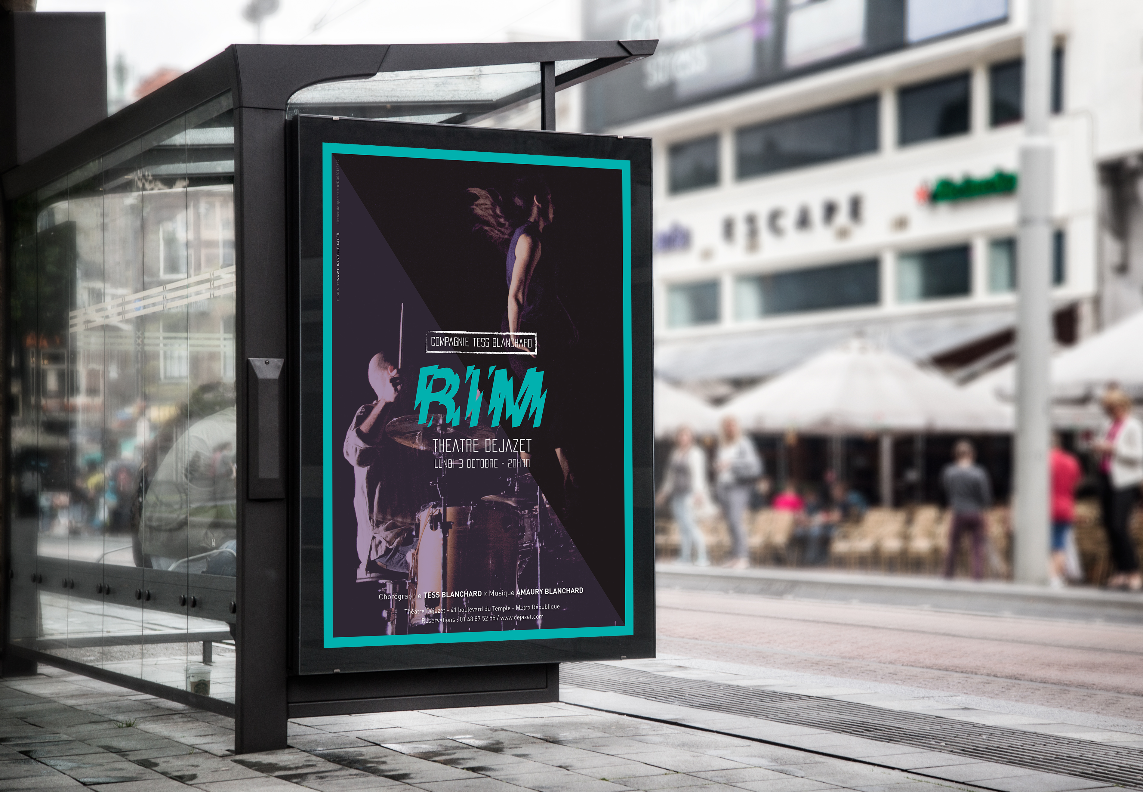 bus-stop-billboard-mockup